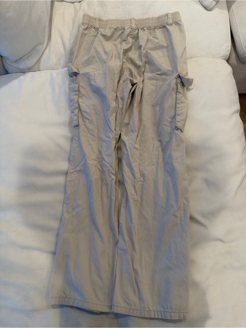 Abercrombie & Fitch -High waisted women’s cargo pants